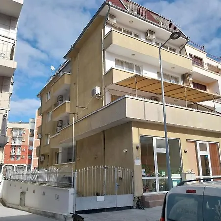 Homestay Стаи За Гости Ники Nesebar