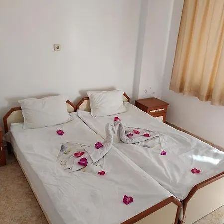 Стаи За Гости Ники Quarto em Acomodações Particulares